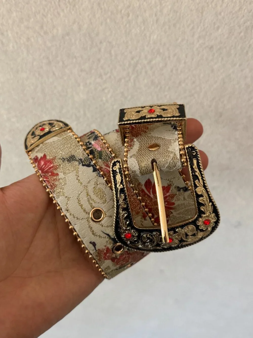 Floral Jacquard Tapestry Western Ruby Buckle Belt